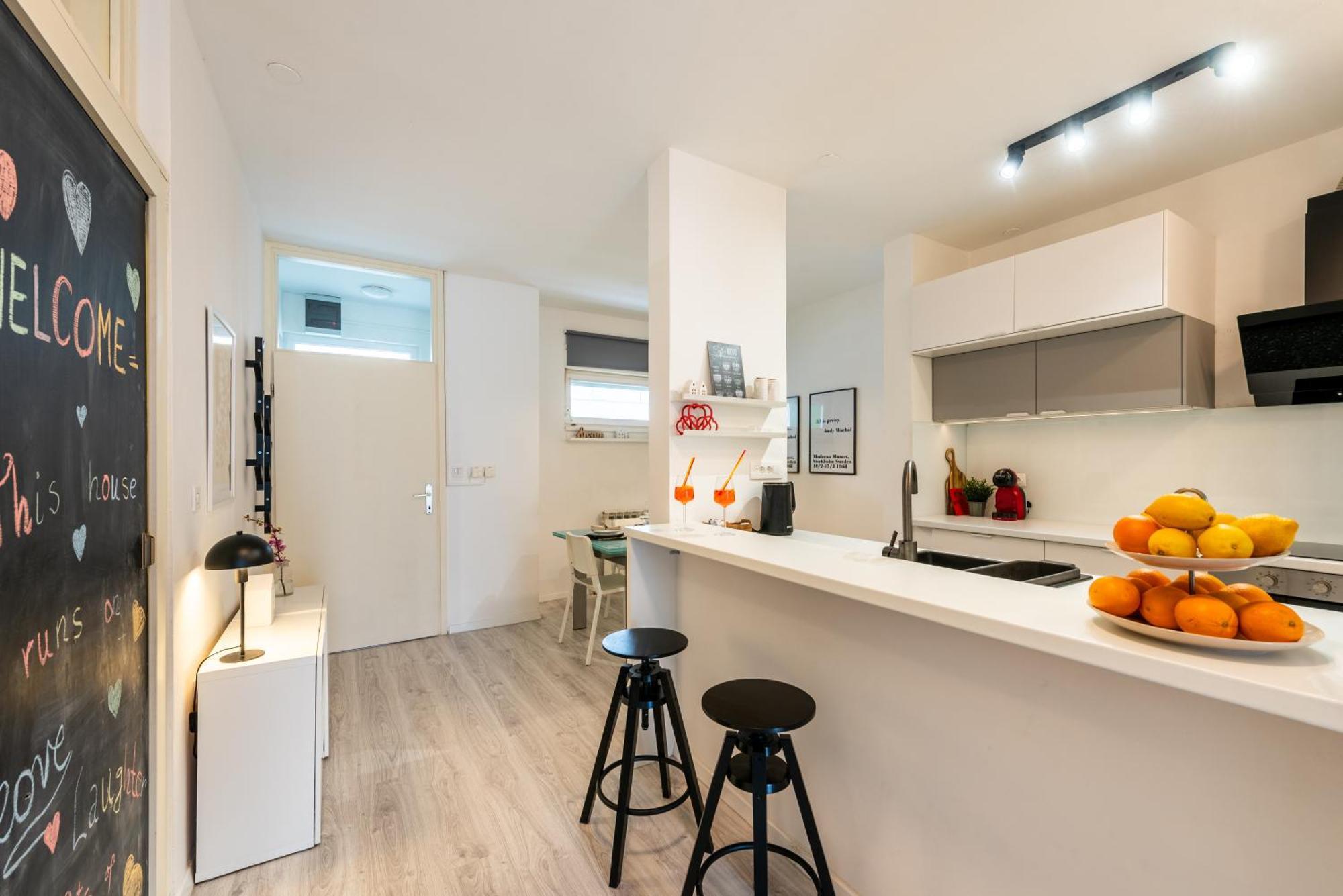 Apartament Nora - Modern Cozy With Free Parking And Terrace